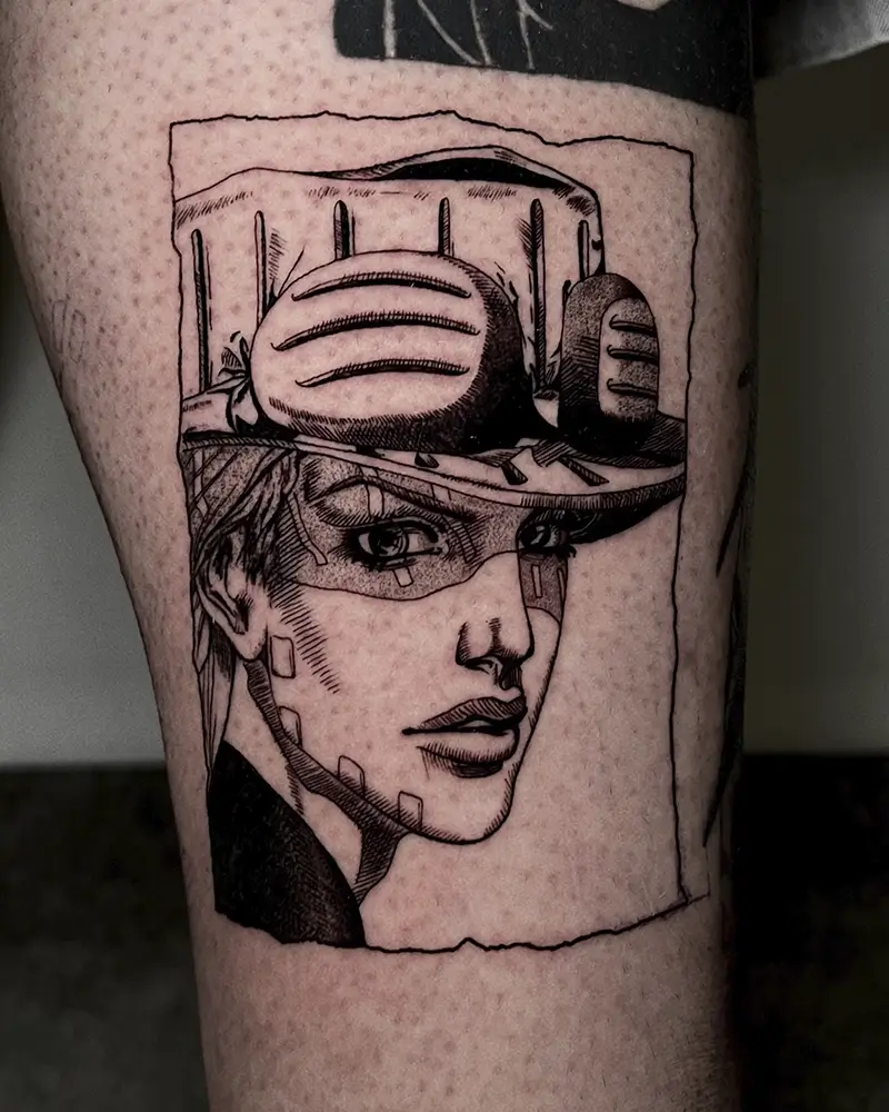Tatuaje de Gyro Zeppeli de JoJo's Bizarre Adventure en línea fina en el antebrazo, por Carmen González