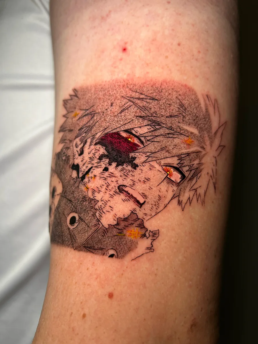 Bakugo — Anime en línea fina · brazo, por Carmen González, Yokai Tattoo Málaga